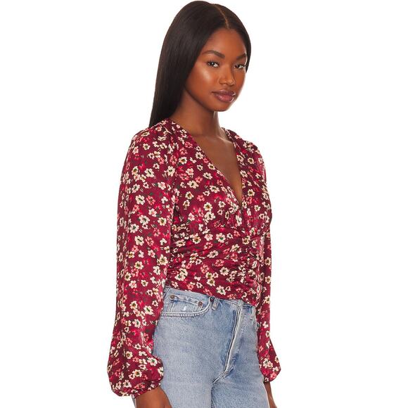 BCBGeneration V Neck Blouse in Abstract Floral NWT Size Small - Picture 2 of 3